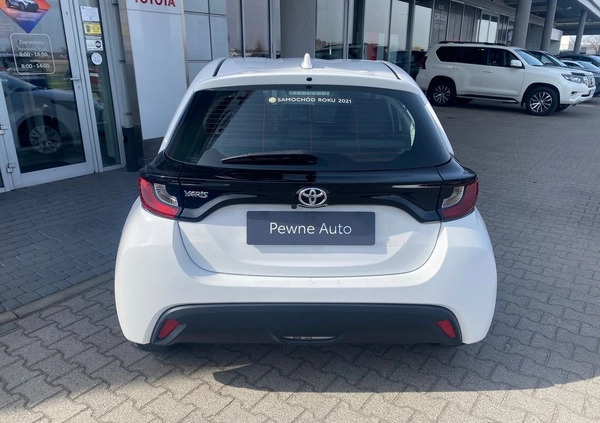 Toyota Yaris cena 68900 przebieg: 66604, rok produkcji 2022 z Raszków małe 232